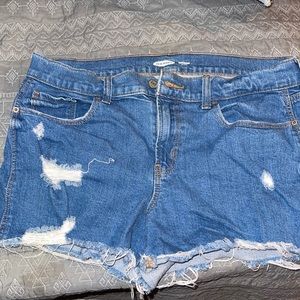 Old navy boyfriend shorts